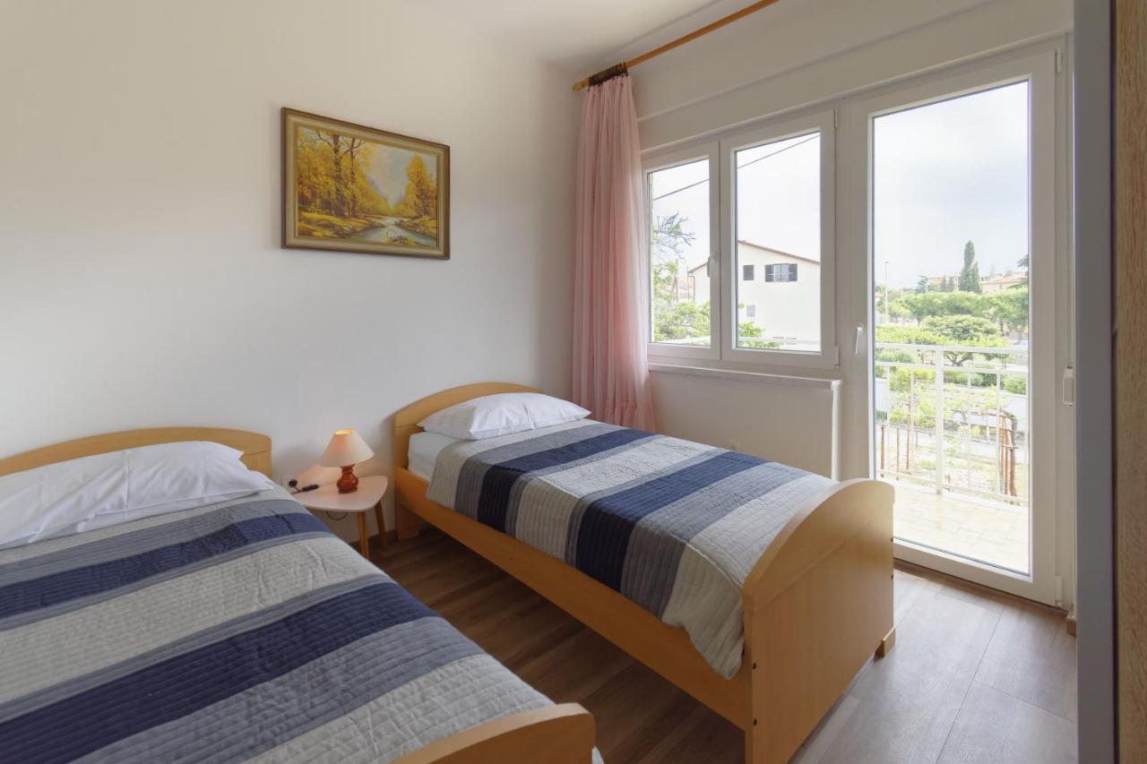 Apartment Patrik By Rent Istria Умаг Екстериор снимка