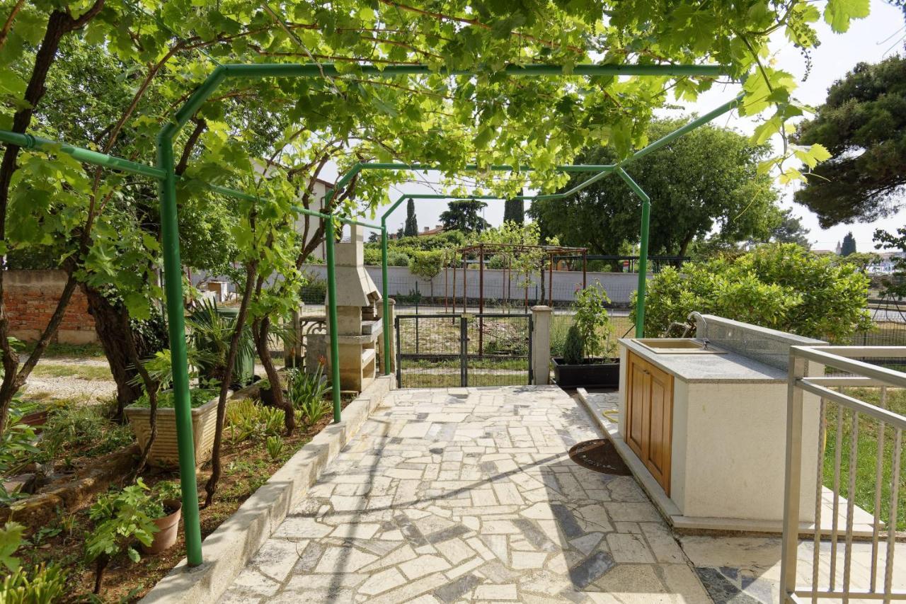 Apartment Patrik By Rent Istria Умаг Екстериор снимка